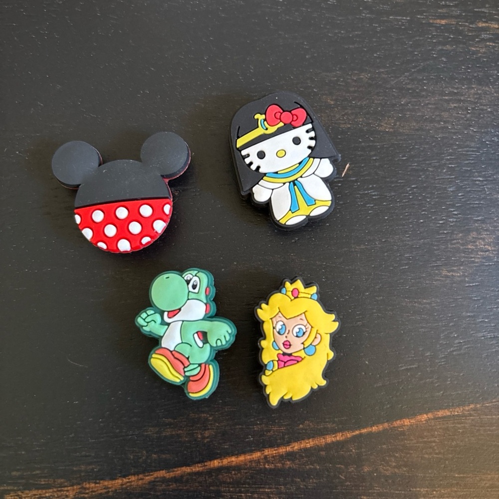 Croc Shoe Charms ~‎ Assorted 4 Charms